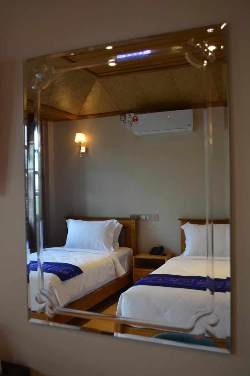 Silver Lake Hotel Nyaung Shwe Exterior photo